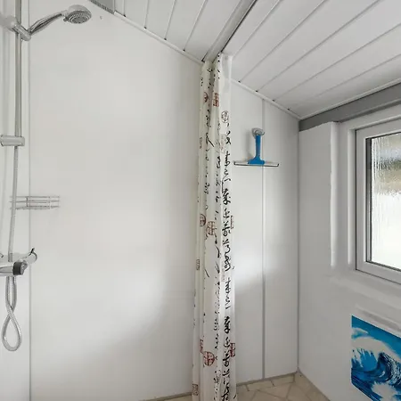 In With Sauna